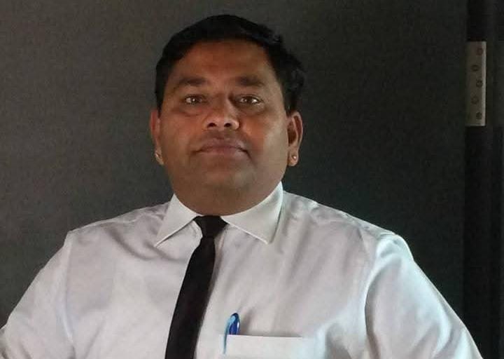 रवींद्र निकम - सीईओ